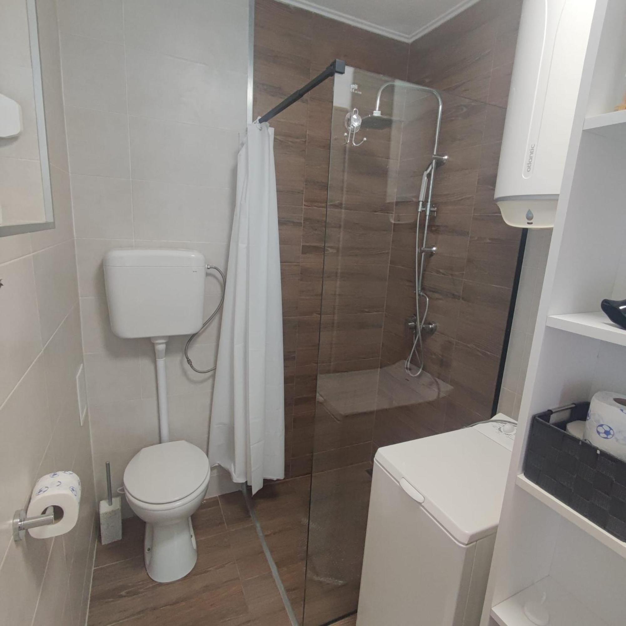 Vale Apartament *